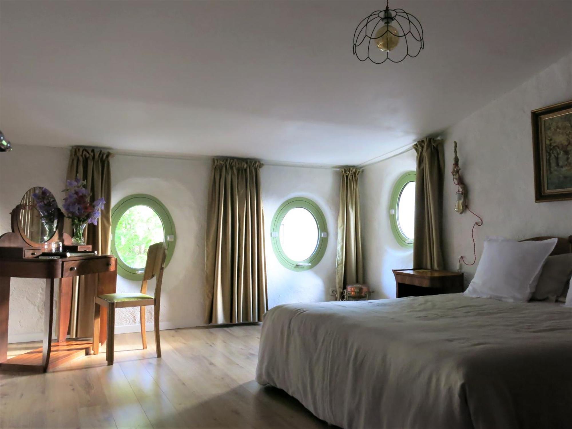 La Buissonniere Bed & Breakfast Oppède Eksteriør bilde