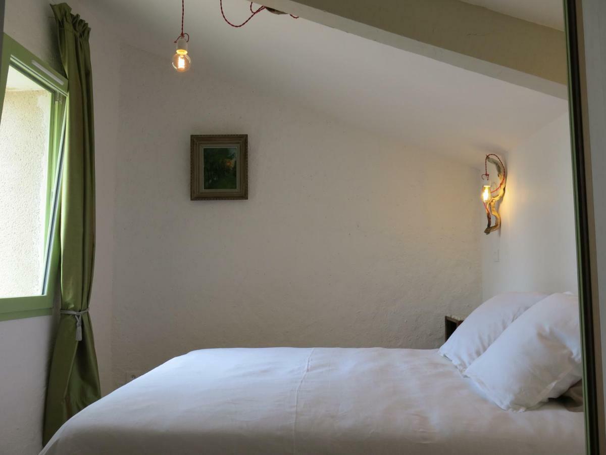 La Buissonniere Bed & Breakfast Oppède Eksteriør bilde