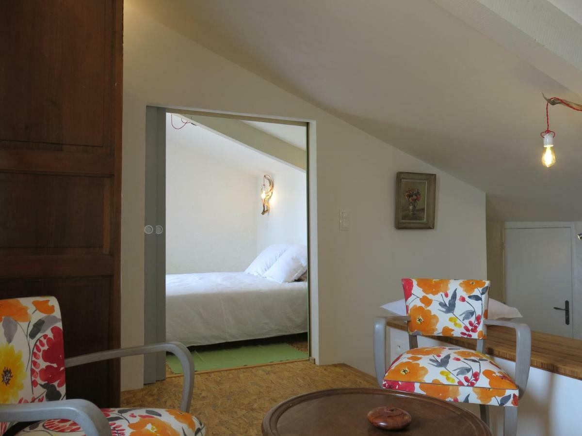 La Buissonniere Bed & Breakfast Oppède Eksteriør bilde